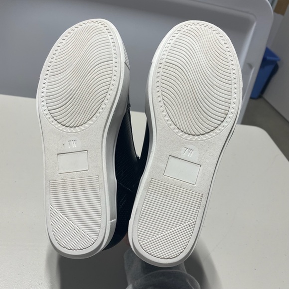 Lane Bryant Women Ankle Boot Black Dual Zip Inside Wedge Heel Almond Toe Size 7W - Picture 4 of 8